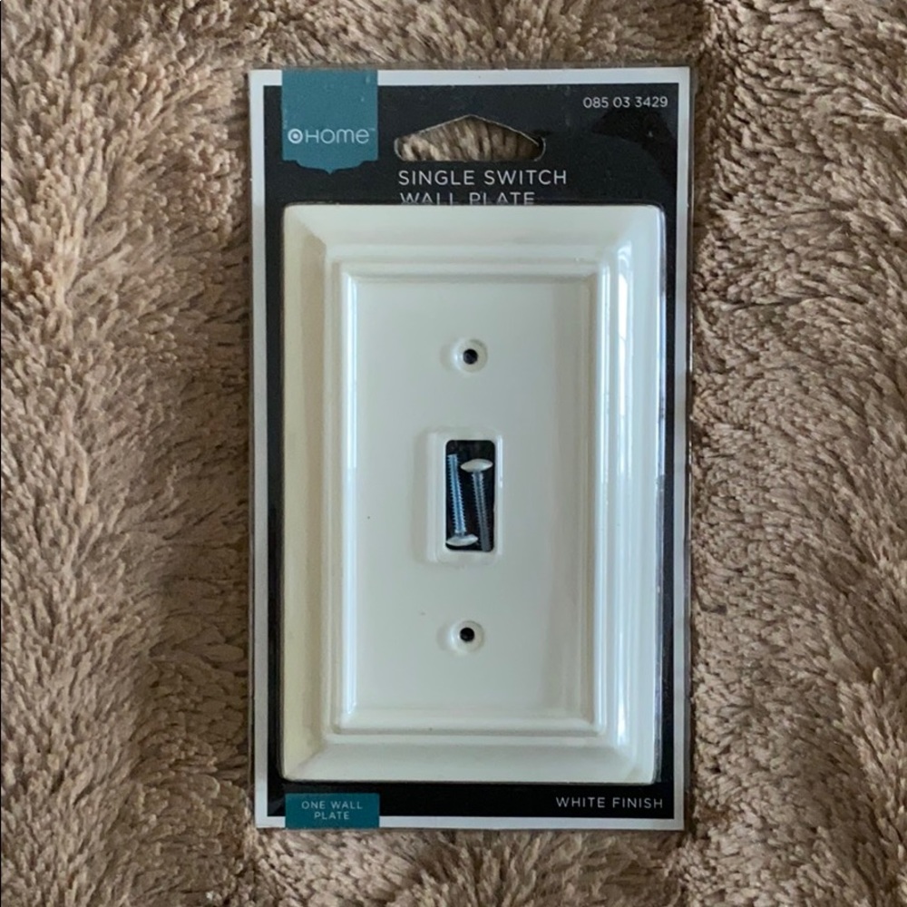 Single switch wall plate